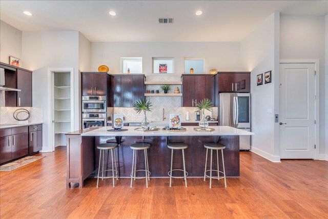 13522 Galleria CIR, Austin, TX 78738