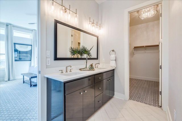 13522 Galleria CIR, Austin, TX 78738