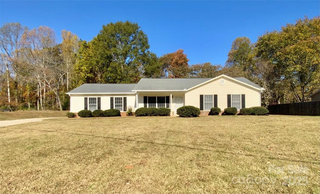 344 Aqua Drive, Forest City, NC 28043
