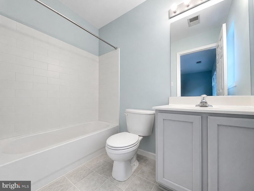 Image 12 of property listing at 3544 WINTHROP LN, Frederick, MD 21704