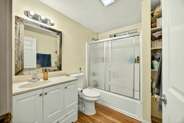 115 California Street, Ashland, OR 97520