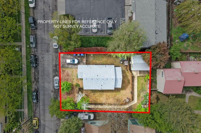 115 California Street, Ashland, OR 97520