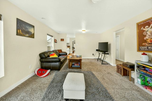 115 California Street, Ashland, OR 97520