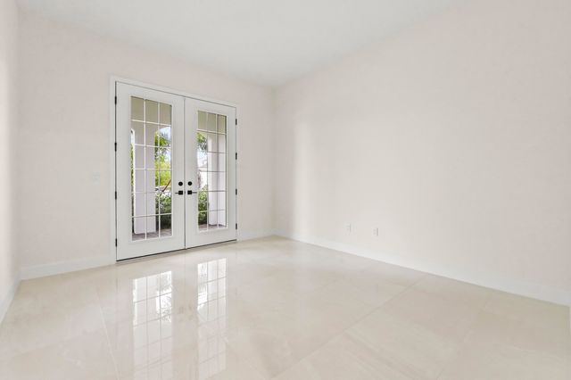 15030 Wildwood Circle, Westlake, FL 33470