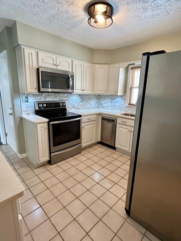 170 Sunset Drive, Frankfort, KY 40601