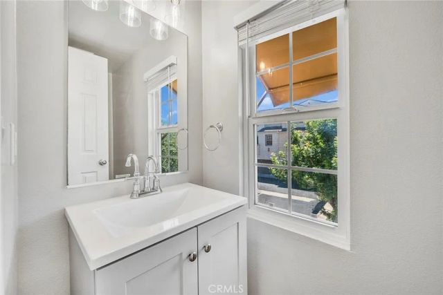 44940 Honey Locust, Temecula, CA 92592