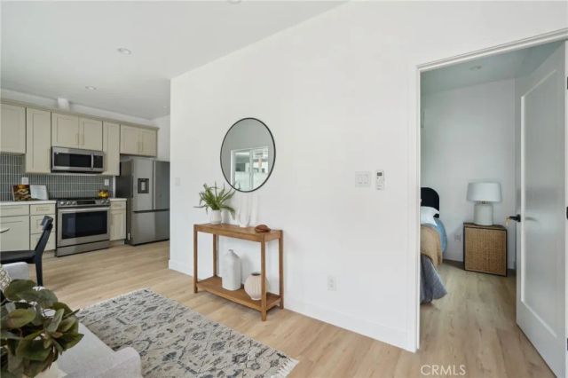 5449 S Victoria, Los Angeles, CA 90043