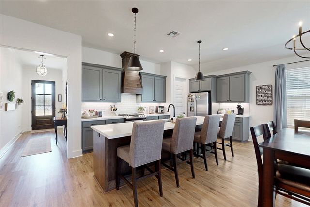 3509 Surry Glen, Bryan, TX 77808