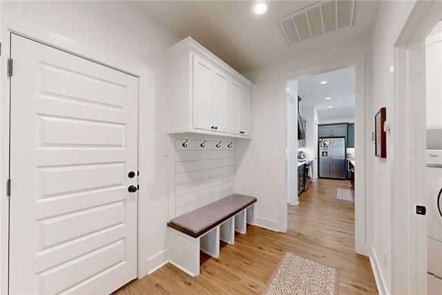 3509 Surry Glen, Bryan, TX 77808