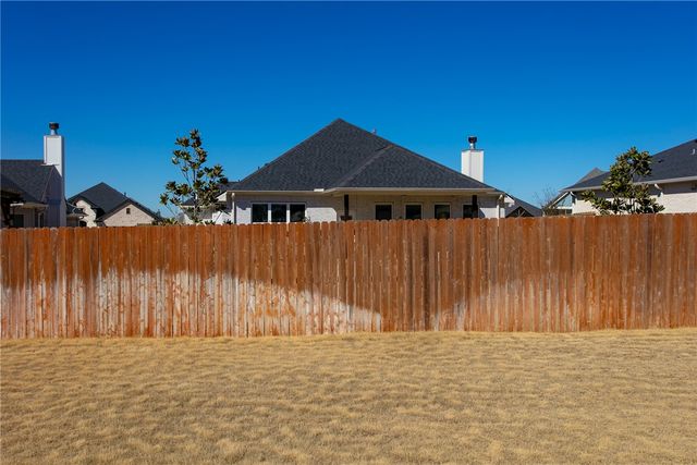 3509 Surry Glen, Bryan, TX 77808