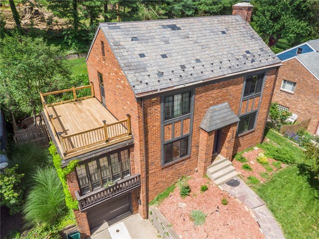 111 E Bruceton Rd, Pleasant Hills, PA 15236