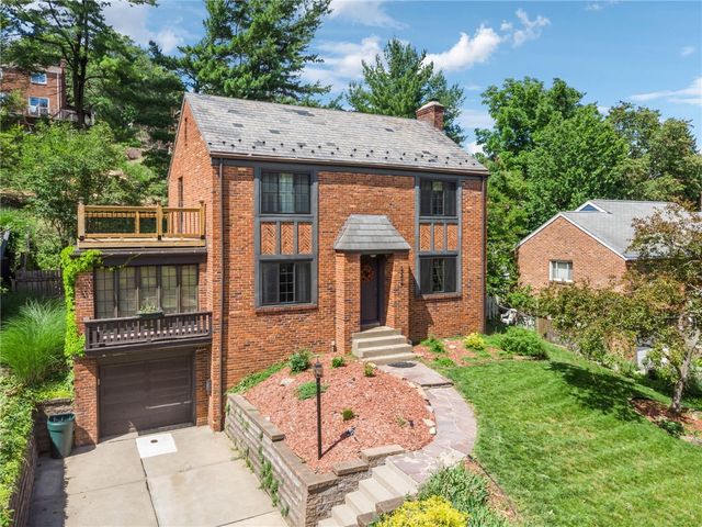 111 E Bruceton Rd, Pleasant Hills, PA 15236