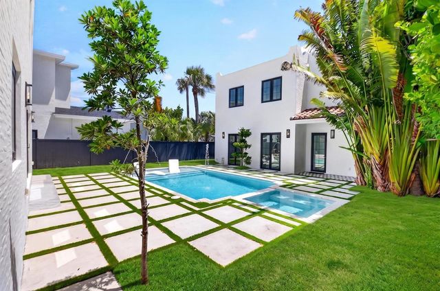 312 Plymouth Road, West Palm Beach, FL 33405