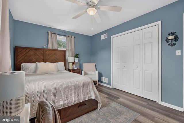 117 MILL ST, Seven Valleys, PA 17360