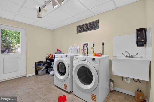 117 MILL ST, Seven Valleys, PA 17360