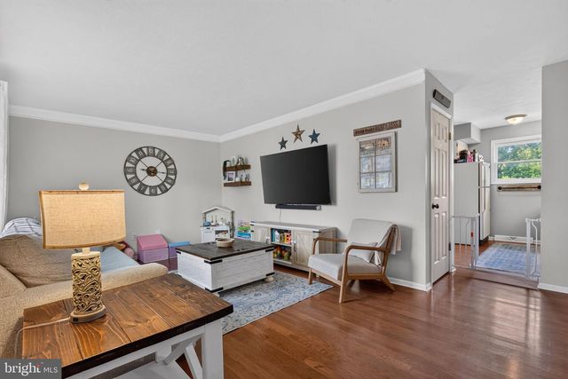 117 MILL ST, Seven Valleys, PA 17360