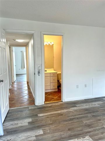 2724 HIDDEN LAKE BOULEVARD A, Sarasota, FL 34237