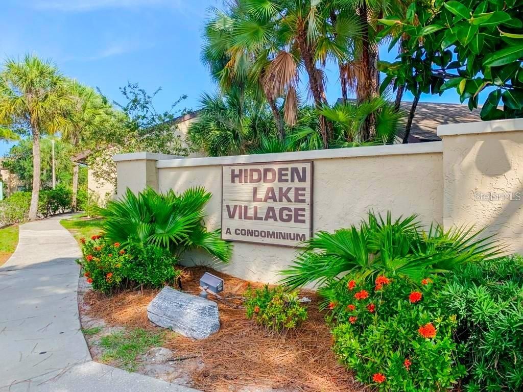 2724 HIDDEN LAKE BOULEVARD A, Sarasota, FL 34237