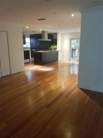 2369 Overbrook St, Miami, FL 33133