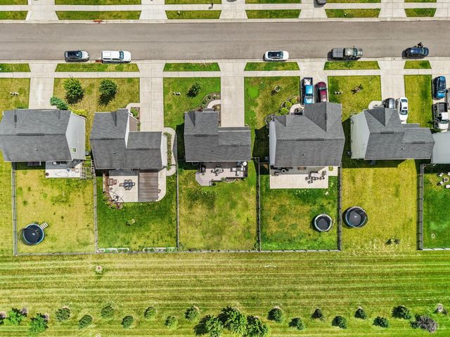 8984 Camberley Street, Harrison, OH 45030
