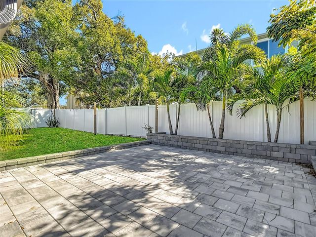 3604 W BAY TO BAY BOULEVARD, Tampa, FL 33629