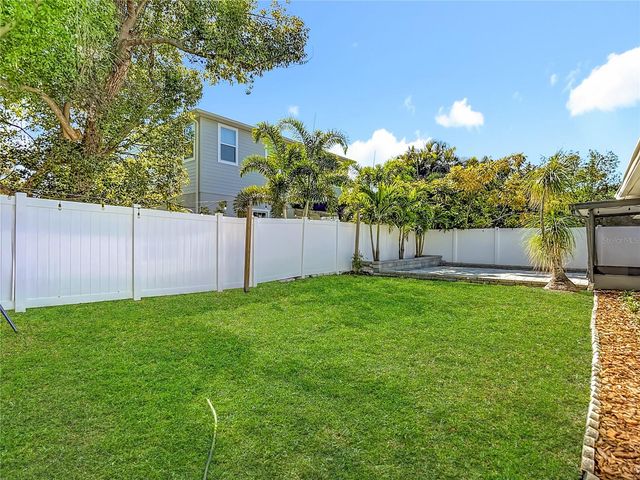 3604 W BAY TO BAY BOULEVARD, Tampa, FL 33629