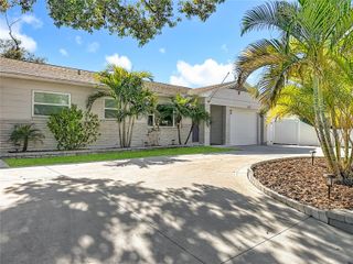3604 W BAY TO BAY BOULEVARD, Tampa, FL 33629