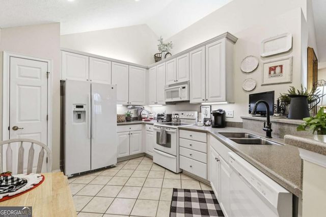 904 Burnt Hickory Circle NW 7, Marietta, GA 30064