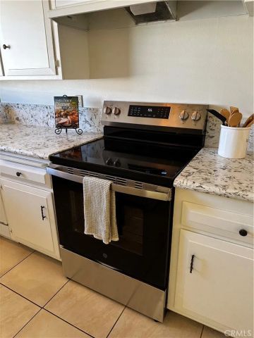 1881 Mitchell 95, Tustin, CA 92780