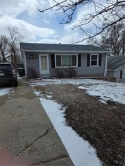 1008 Evans Street, Des Moines, IA 50315