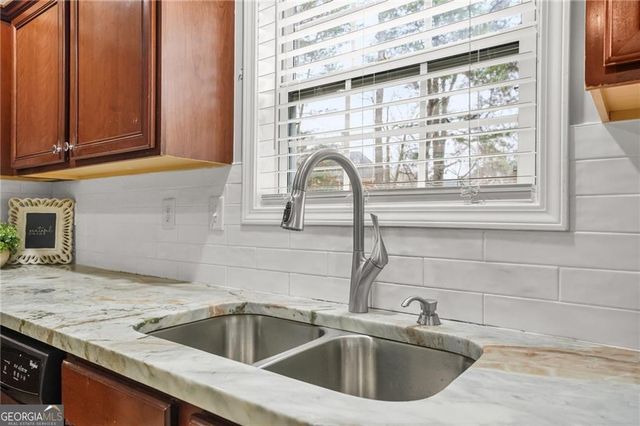 1729 Pinehurst View Court, Grayson, GA 30017