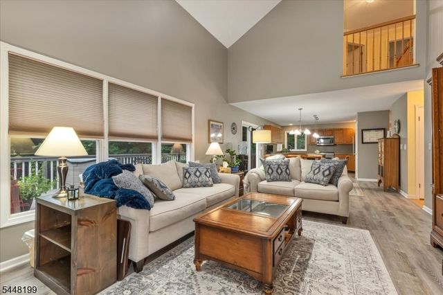 18 Jacobs Ln, Scotch Plains Twp., NJ 07076