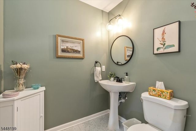 18 Jacobs Ln, Scotch Plains Twp., NJ 07076