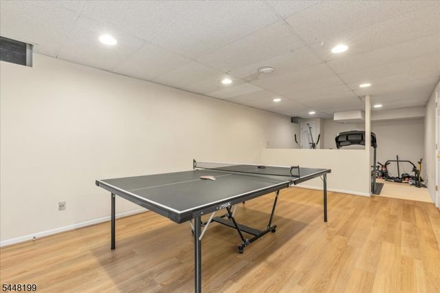 18 Jacobs Ln, Scotch Plains Twp., NJ 07076