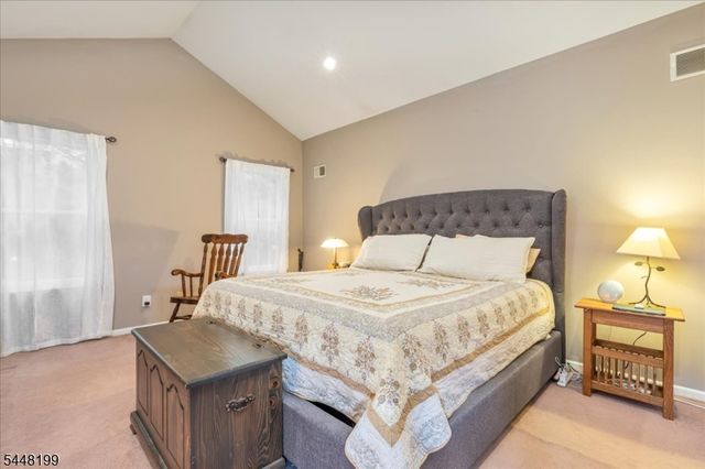 18 Jacobs Ln, Scotch Plains Twp., NJ 07076