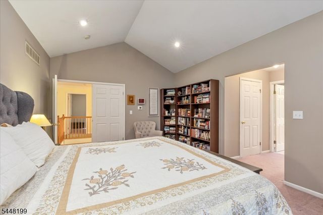 18 Jacobs Ln, Scotch Plains Twp., NJ 07076
