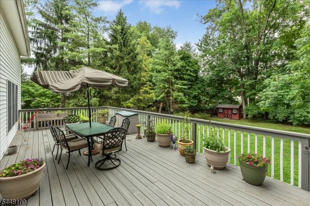18 Jacobs Ln, Scotch Plains Twp., NJ 07076