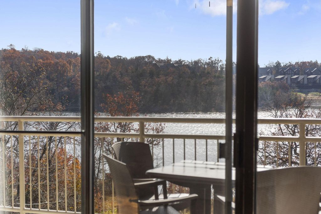 302 Stillwater Trail 222, Branson, MO 65616