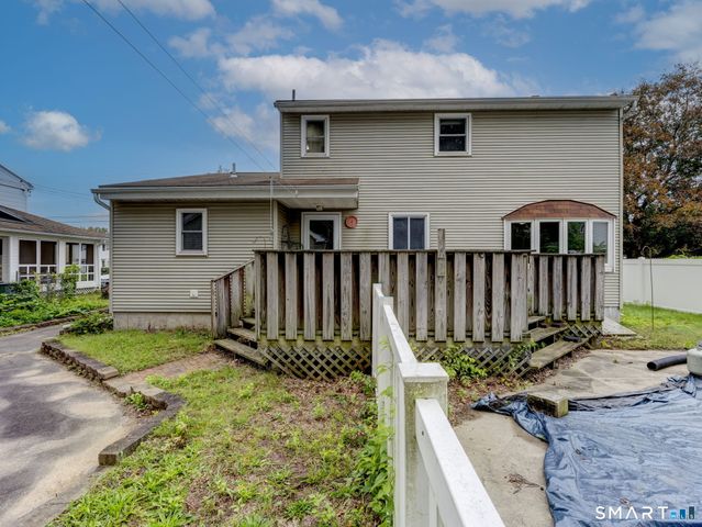 160 Mohawk Drive, East Hartford, CT 06108