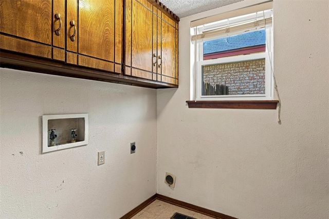 11804 O Casey Street, Yukon, OK 73099