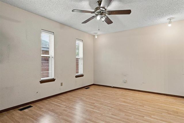 11804 O Casey Street, Yukon, OK 73099