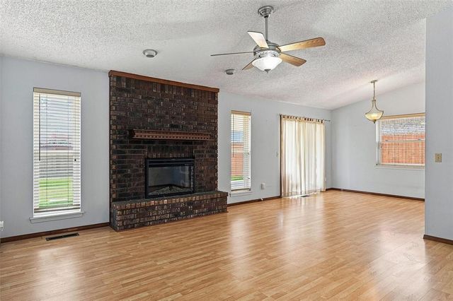 11804 O Casey Street, Yukon, OK 73099