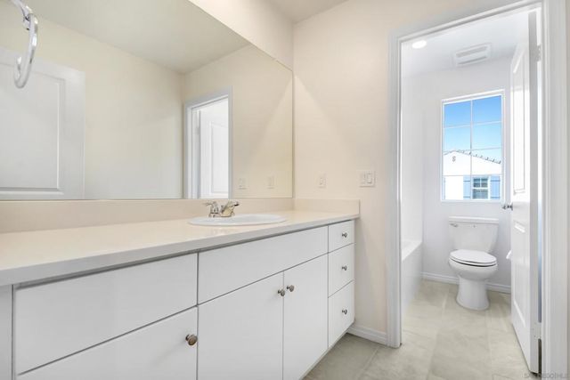 36654 Pond Turtle Rd, Murrieta, CA 92563