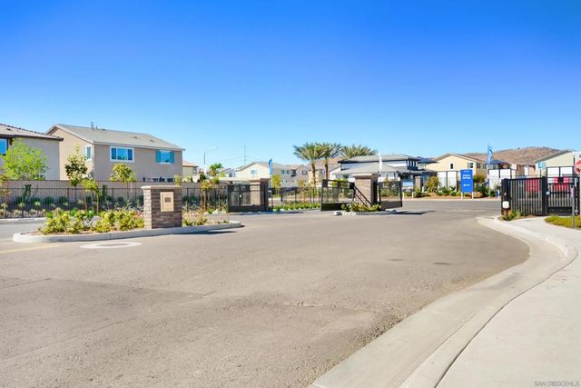 36654 Pond Turtle Rd, Murrieta, CA 92563