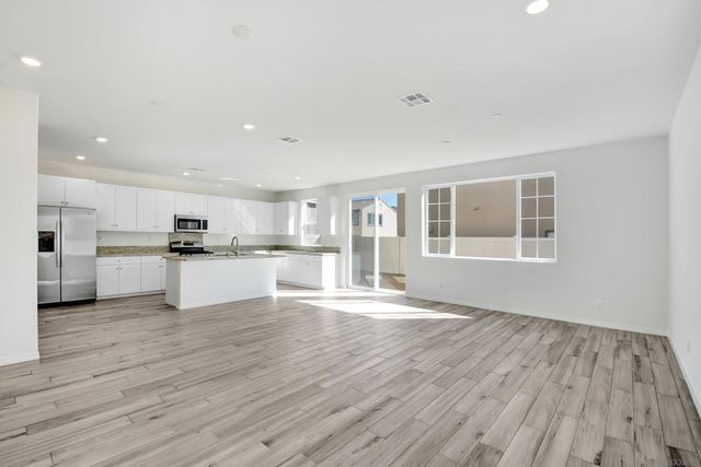 36654 Pond Turtle Rd, Murrieta, CA 92563