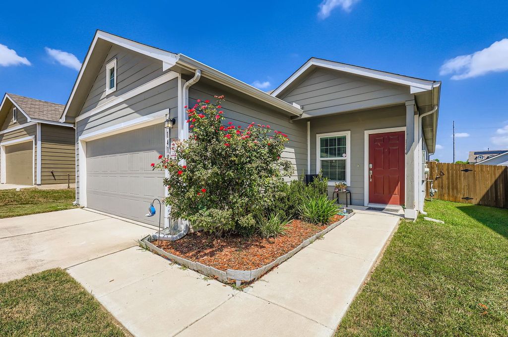 14120 Lyndora LN, Pflugerville, TX 78660