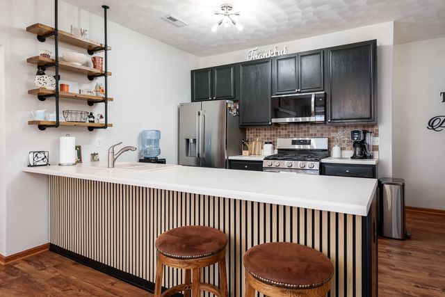 10113 MONARCH 3, Roscoe, IL 61073