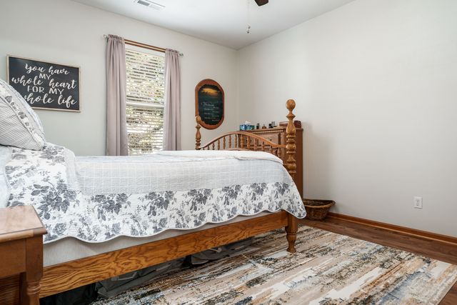 10113 MONARCH 3, Roscoe, IL 61073