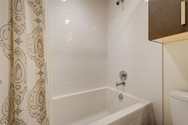 222 West Ave 1909, Austin, TX 78701