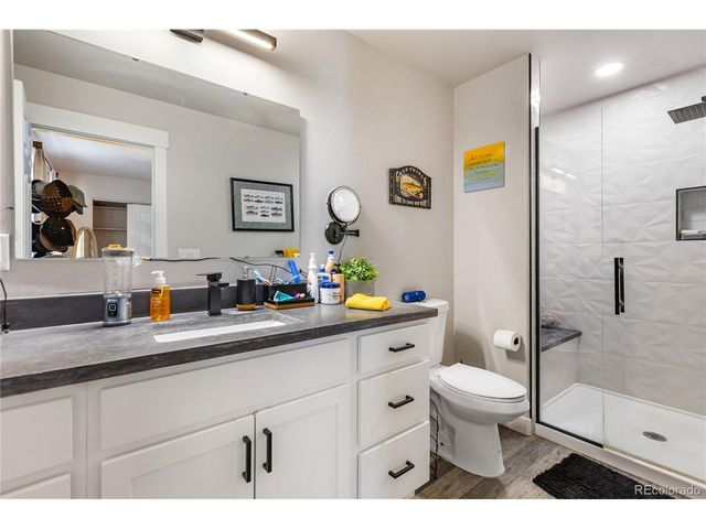118 E Chester Ave, Woodland Park, CO 80863